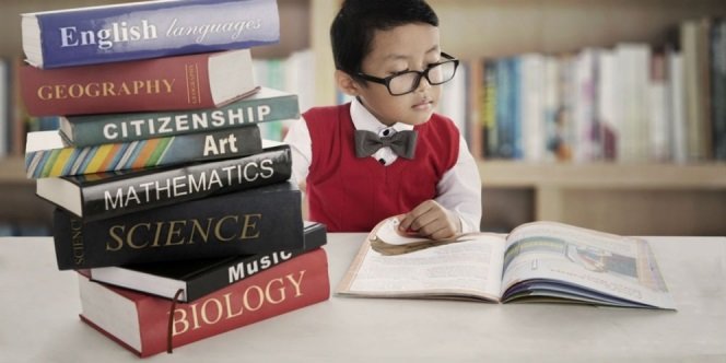 Tahukah Anda,  Kebiasaan Menulis Membuat Anak Pandai Menganalisis