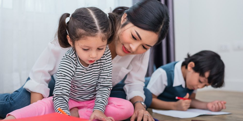 Gara-gara Gadget, Tradisi Anak Menulis di Buku Rendah