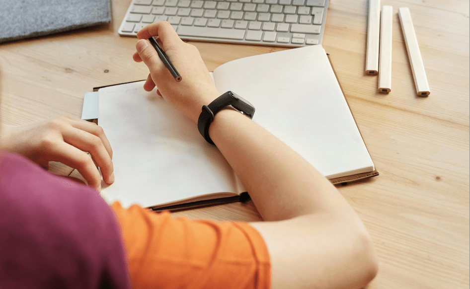 Menulis tangan dengan tulisan kursif dapat membantu siswa dengan gangguan belajar.