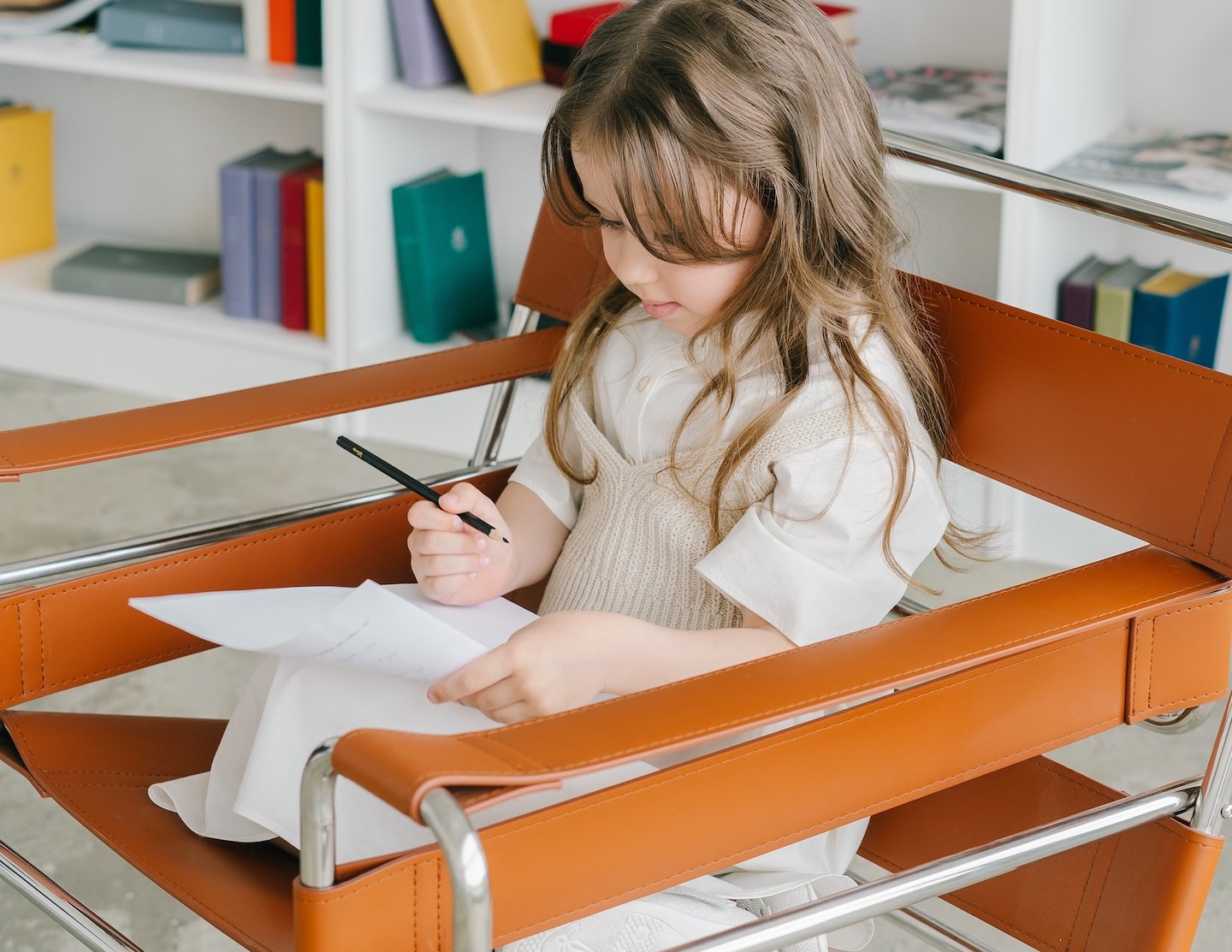 Menurut Ahli, Menulis Lebih Bermanfaat Ketimbang Mengetik